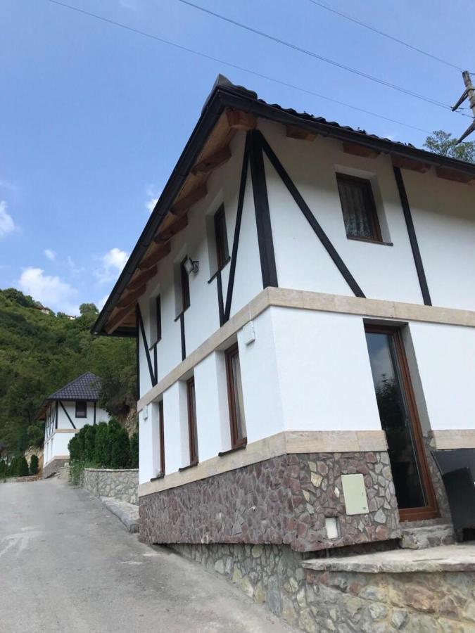 6 New River View Apartments Bihac Bagian luar foto