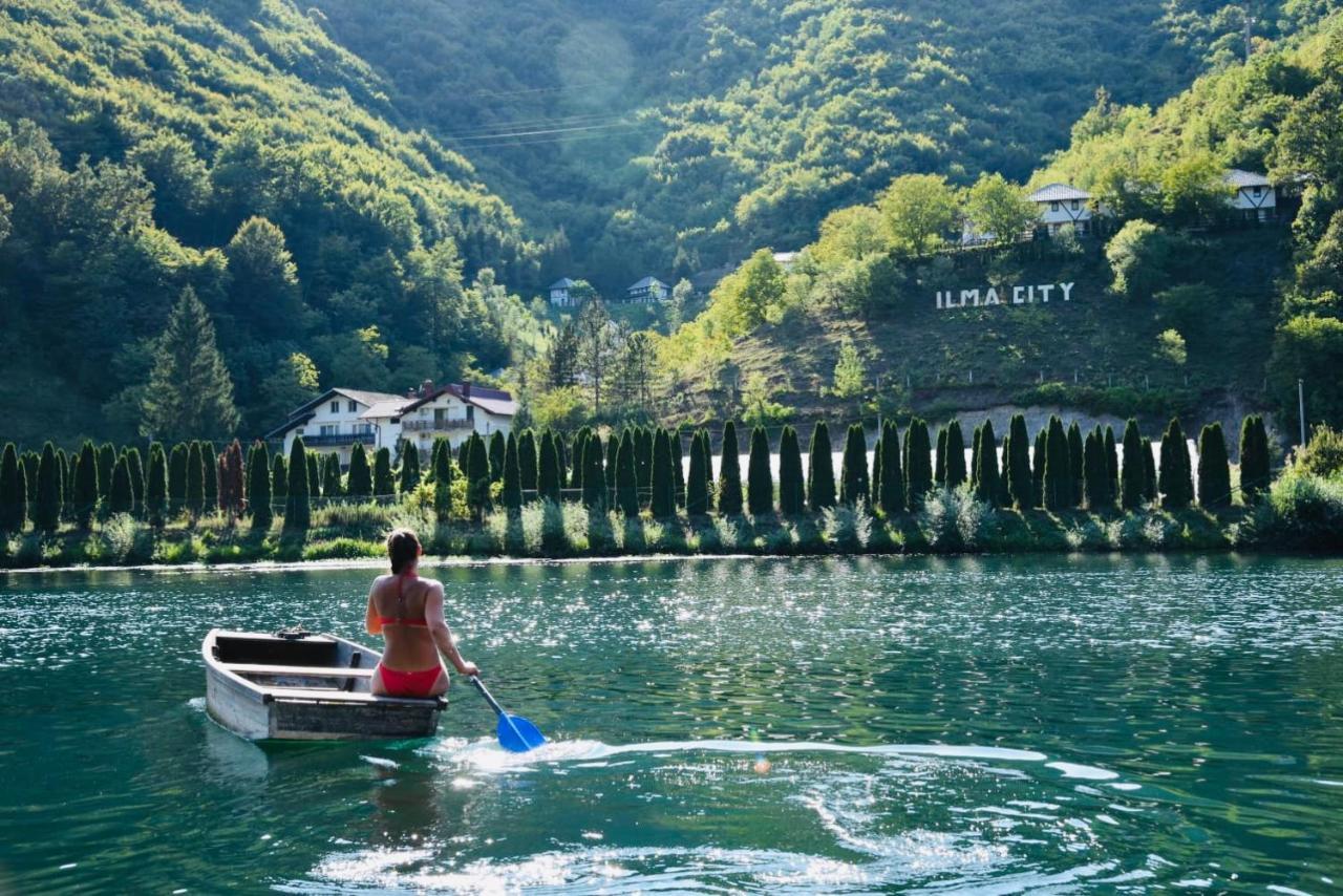 6 New River View Apartments Bihac Bagian luar foto
