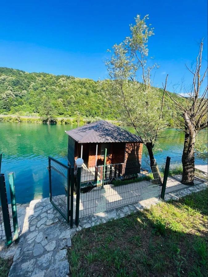 6 New River View Apartments Bihac Bagian luar foto