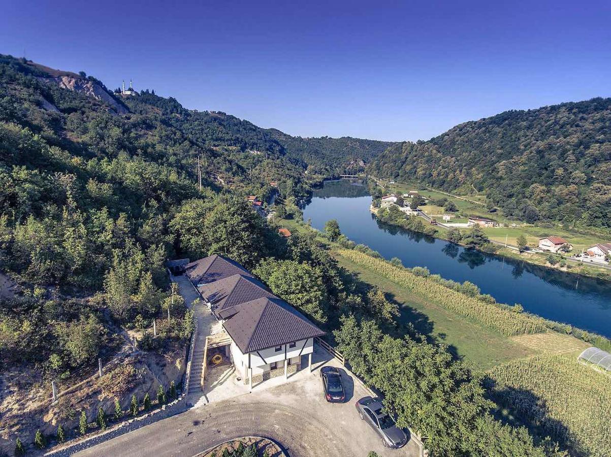 6 New River View Apartments Bihac Bagian luar foto