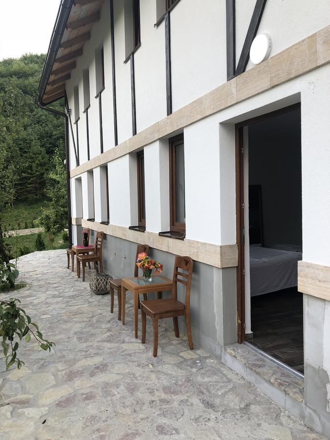 6 New River View Apartments Bihac Bagian luar foto